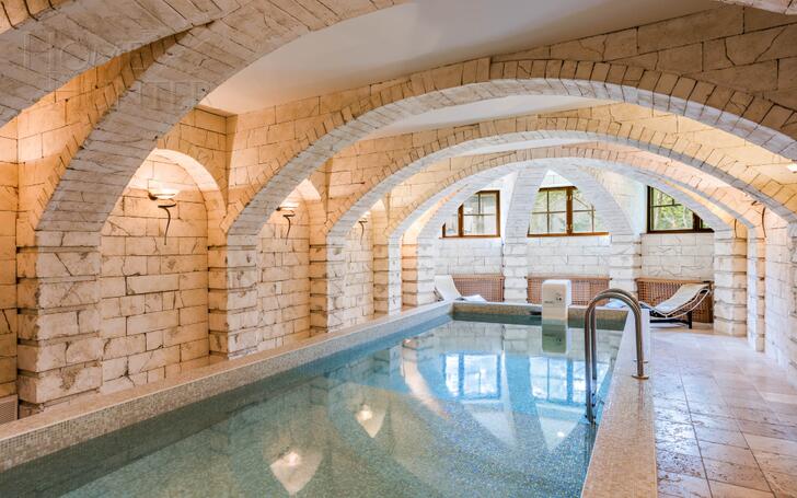 2-этажный коттедж 720 м² с отделкой