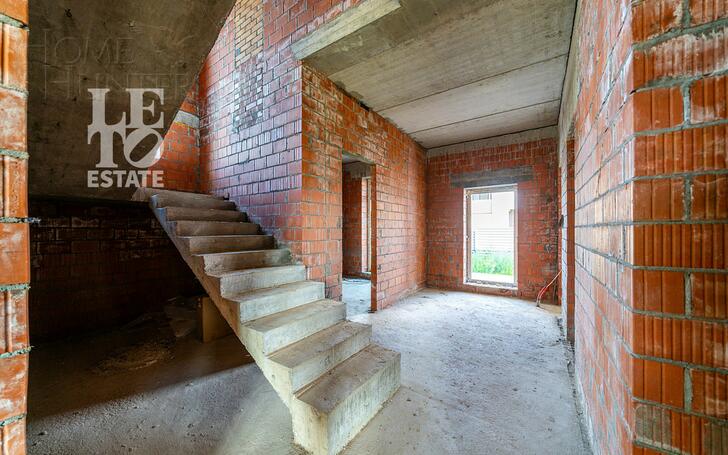 2-этажный коттедж 251 м² без отделки