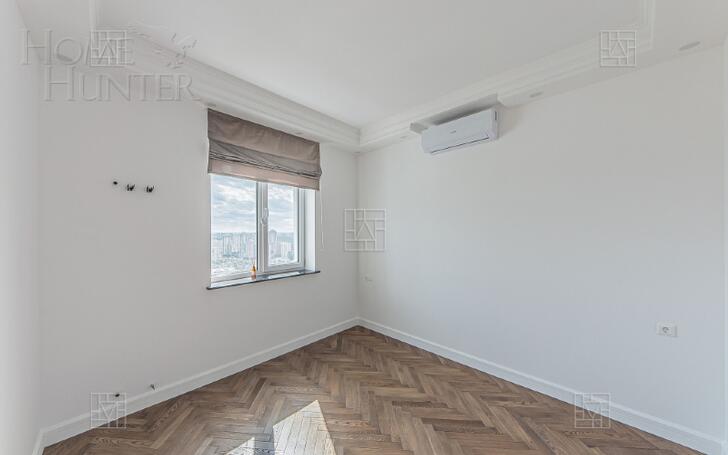 5-КОМН. КВАРТИРА С ОТДЕЛКОЙ 160.7 М² НА 33 ЭТАЖЕ