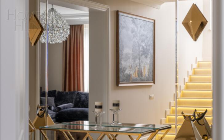 2-этажный коттедж 400 м² с отделкой