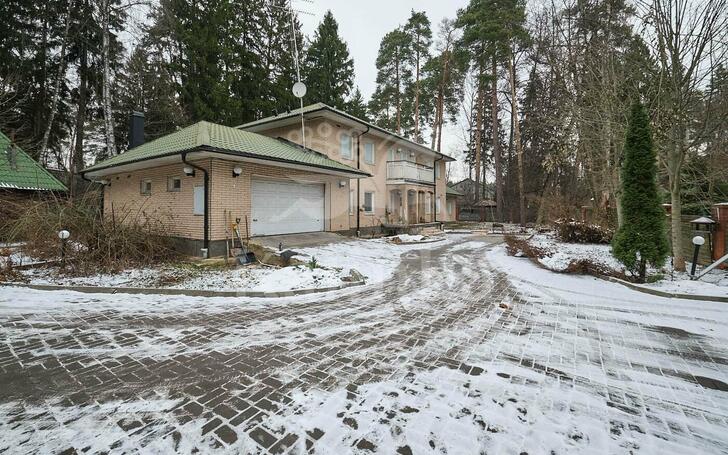 2-этажный коттедж 465 м² с отделкой