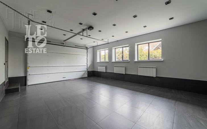 2-этажный коттедж 320 м² с отделкой