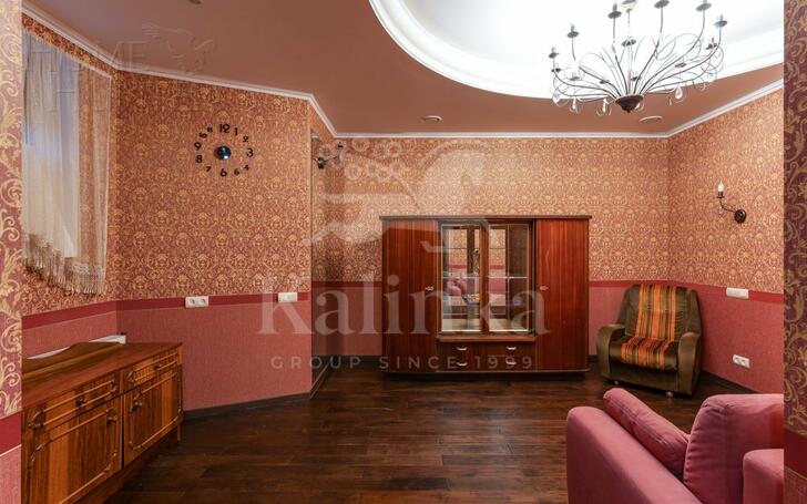 2-этажный коттедж 350 м² с отделкой