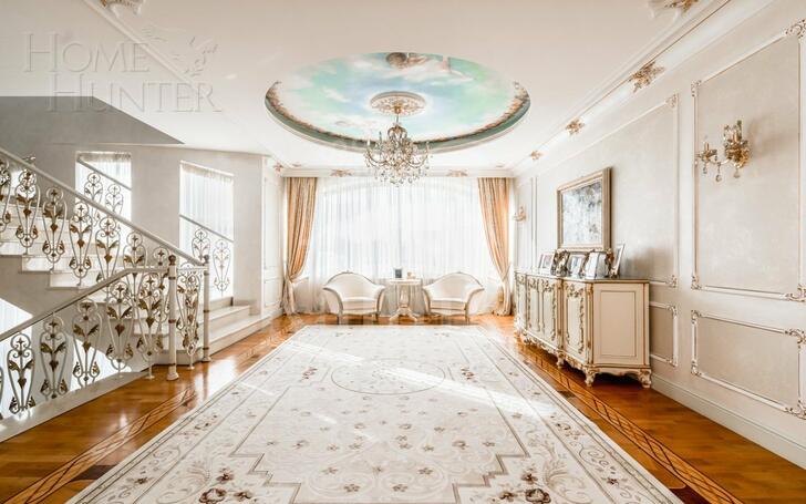 2-этажный коттедж 1 000 м² с отделкой