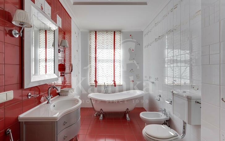 2-этажный коттедж 600 м² с отделкой