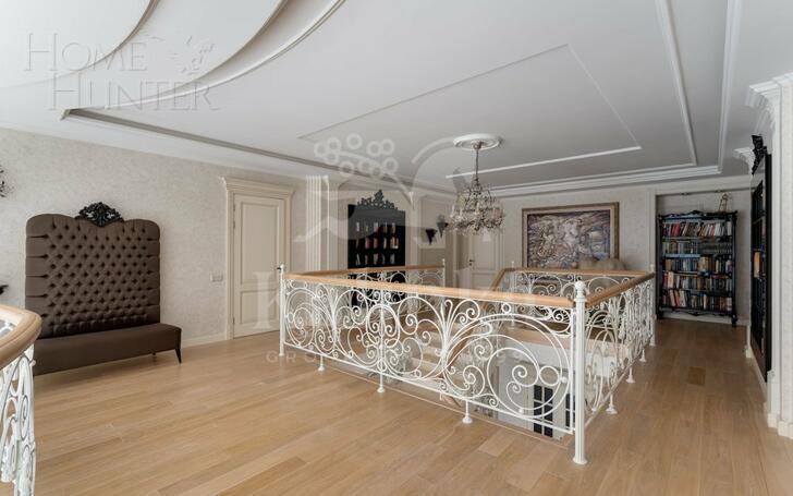 2-этажный коттедж 600 м² с отделкой