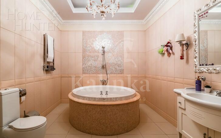 2-этажный коттедж 1 000 м² с отделкой