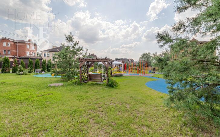 2-этажный коттедж 320 м² с отделкой