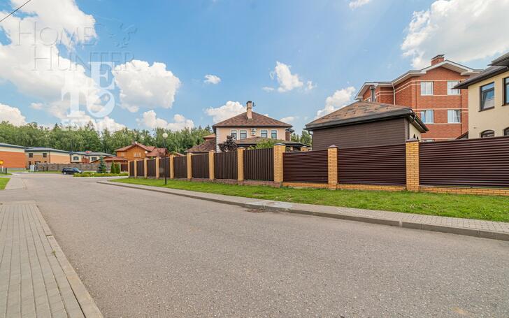 2-этажный коттедж 320 м² с отделкой