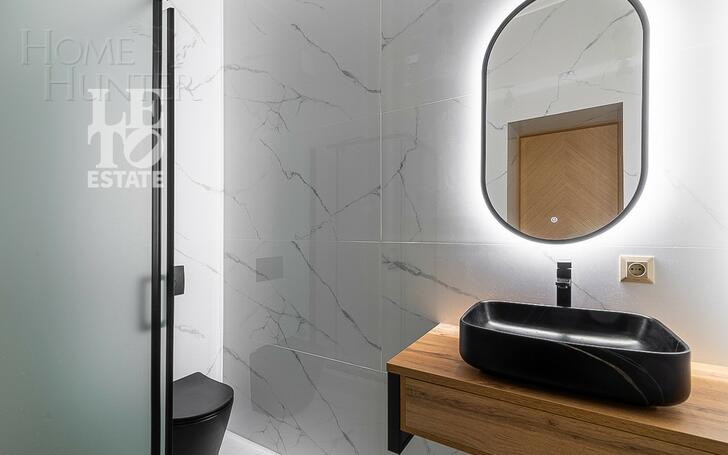 3-этажный коттедж 1 241 м² с отделкой