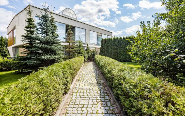 2-этажный таунхаус 390 м² с отделкой