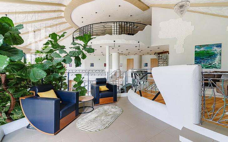 3-этажный коттедж 1 241 м² с отделкой