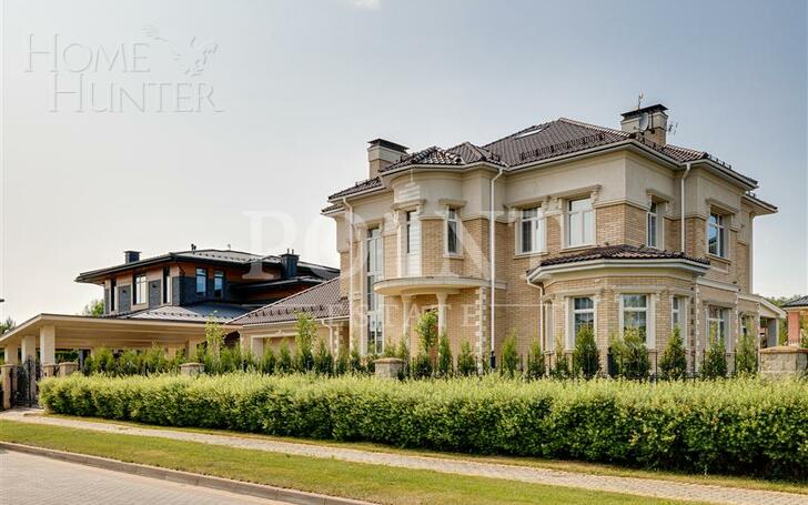 2-этажный коттедж 688 м² с отделкой