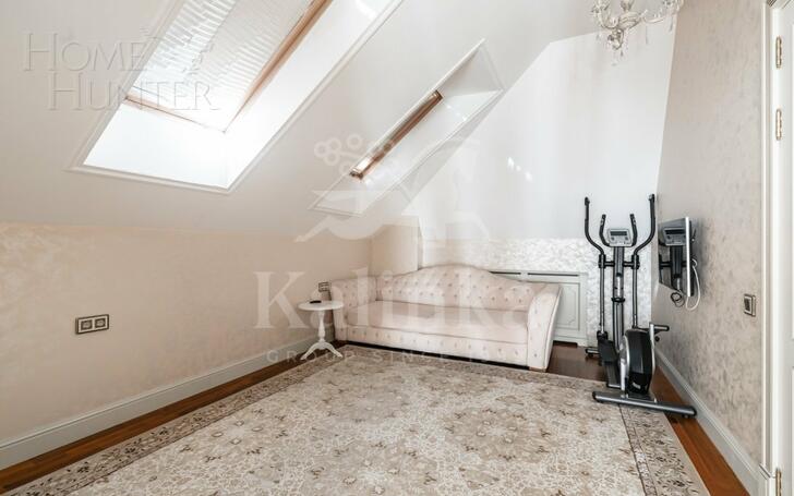 2-этажный коттедж 1 000 м² с отделкой