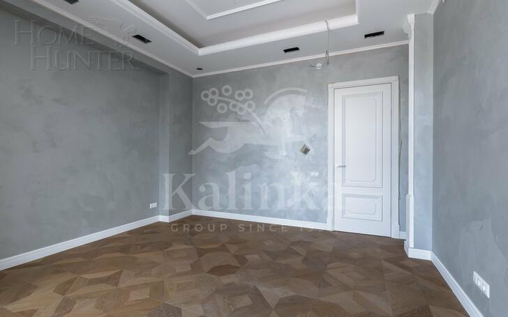 2-этажный коттедж 1 000 м² с отделкой