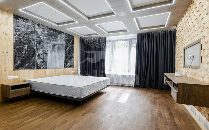 2-этажный коттедж 250 м² с отделкой