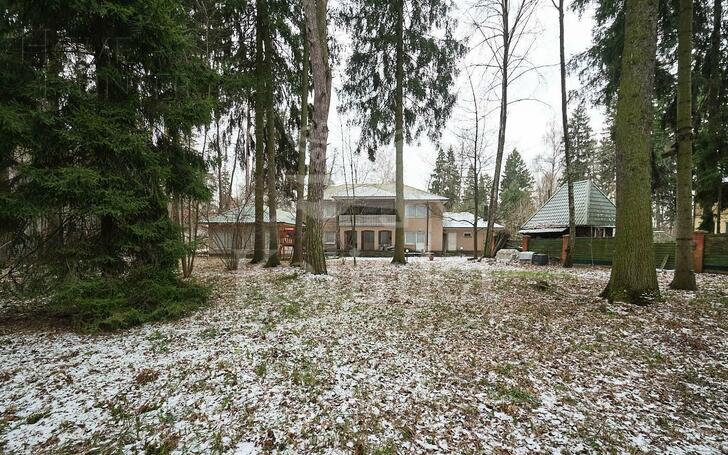 2-этажный коттедж 465 м² с отделкой