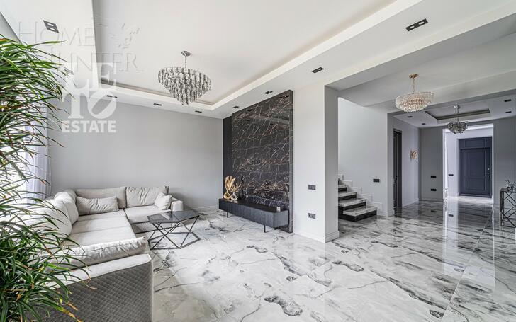 2-этажный коттедж 320 м² с отделкой
