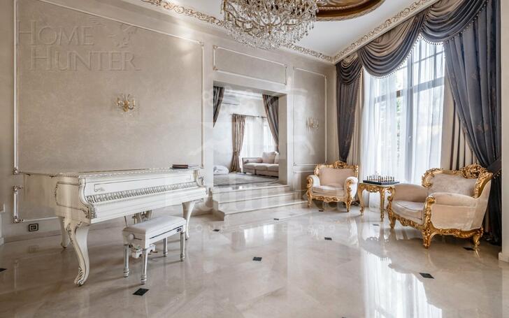 2-этажный коттедж 1 000 м² с отделкой