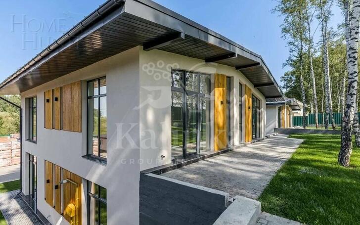 2-этажный коттедж 257 м² с отделкой