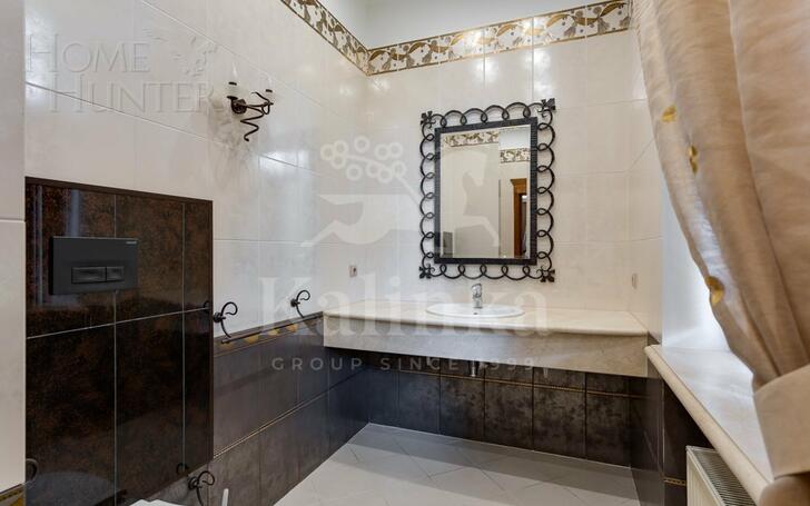 2-этажный коттедж 350 м² с отделкой