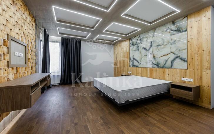 2-этажный коттедж 250 м² с отделкой