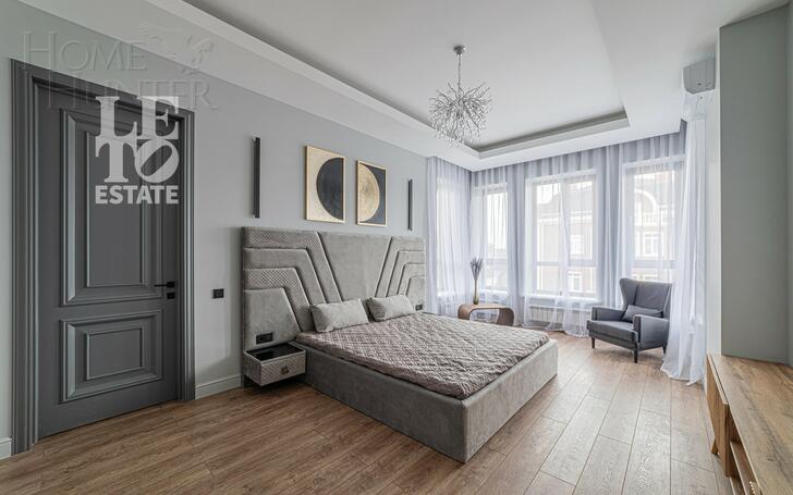 2-этажный коттедж 320 м² с отделкой