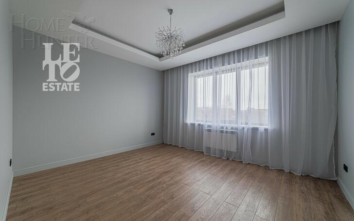 2-этажный коттедж 320 м² с отделкой