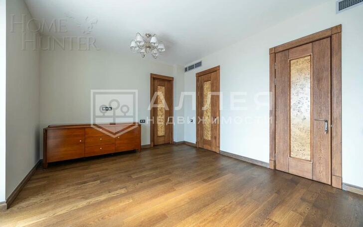 2-этажный коттедж 428 м² с отделкой