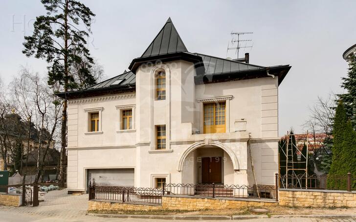 2-этажный коттедж 672 м² с отделкой