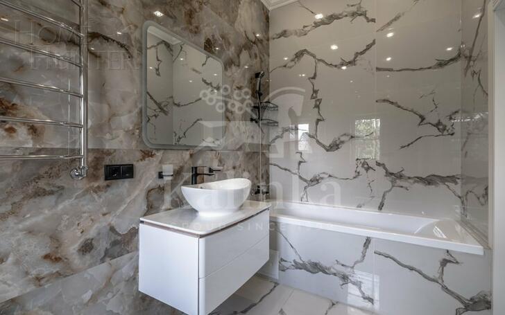 2-этажный коттедж 250 м² с отделкой
