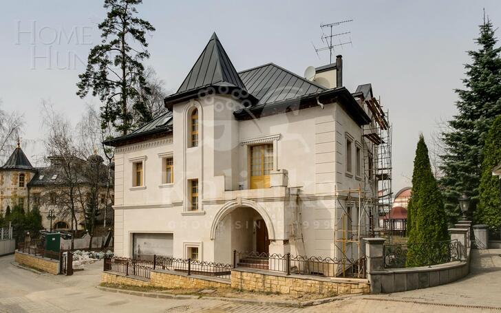 2-этажный коттедж 672 м² с отделкой
