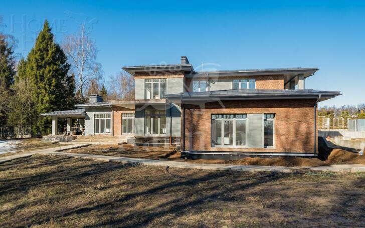 2-этажный коттедж 539.3 м² без отделки