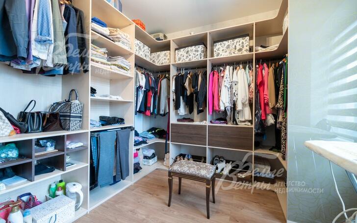 2-этажный коттедж 220 м² с отделкой