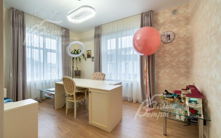 2-этажный коттедж 220 м² с отделкой