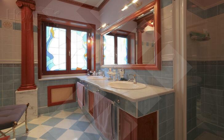 4-КОМН. КВАРТИРА С ОТДЕЛКОЙ 180 М² НА 3 ЭТАЖЕ