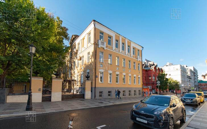 4-КОМН. КВАРТИРА С ОТДЕЛКОЙ 156 М² НА 2 ЭТАЖЕ