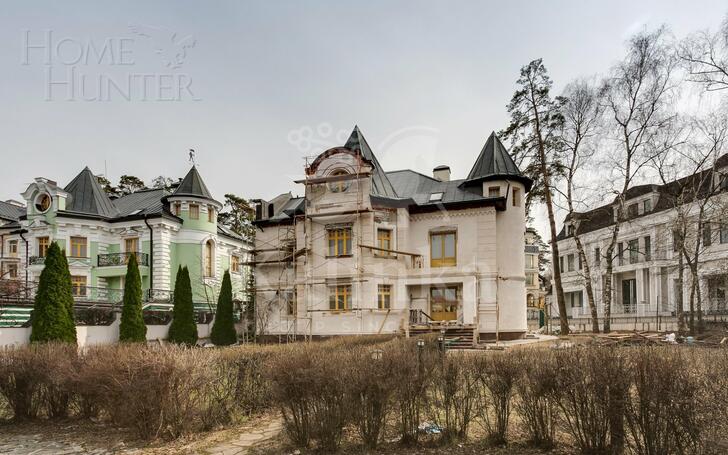 2-этажный коттедж 672 м² с отделкой