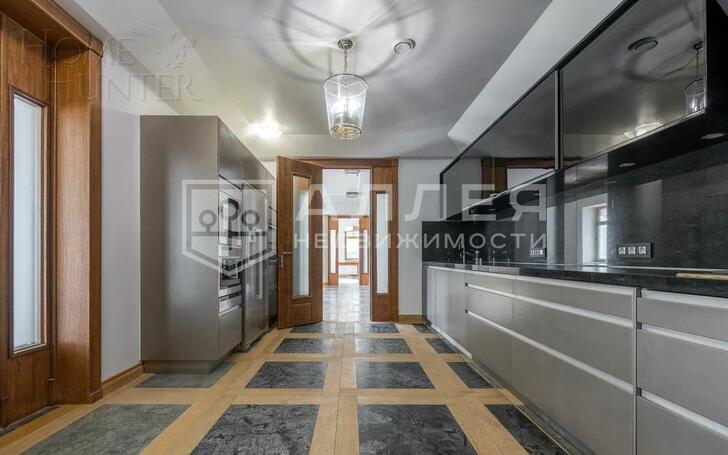 2-этажный коттедж 428 м² с отделкой