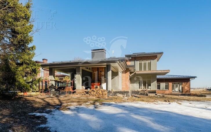 2-этажный коттедж 539.3 м² без отделки