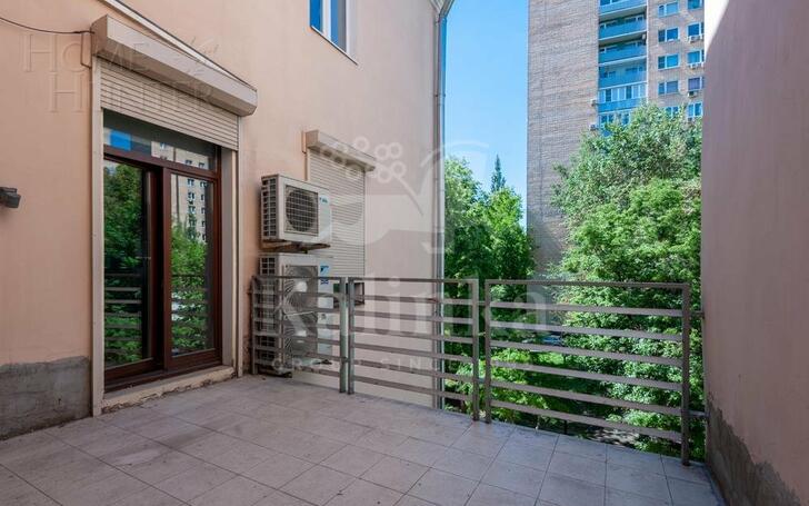 3-КОМН. КВАРТИРА С ОТДЕЛКОЙ 188.5 М² НА 3 ЭТАЖЕ