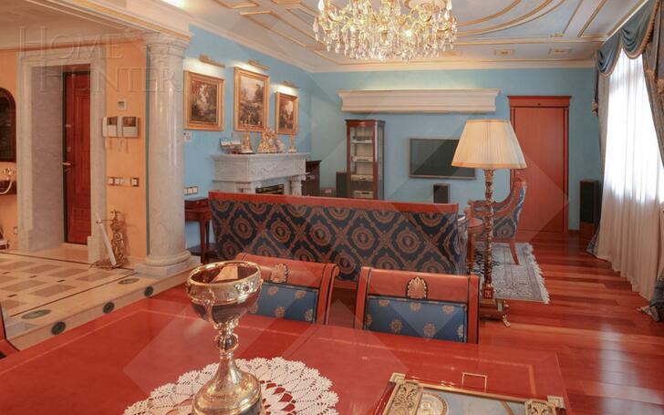 4-КОМН. КВАРТИРА С ОТДЕЛКОЙ 180 М² НА 3 ЭТАЖЕ