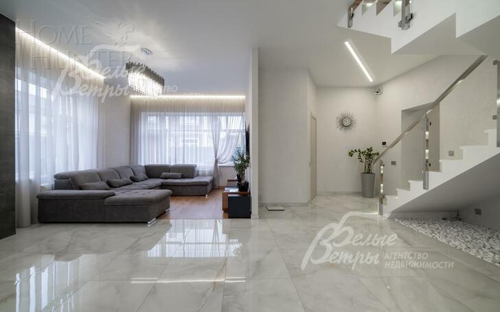 2-этажный коттедж 220 м² с отделкой