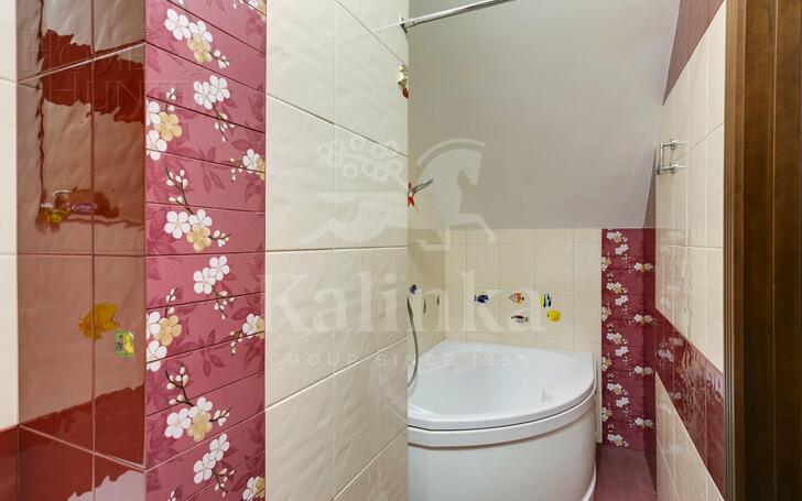 2-этажный коттедж 672 м² с отделкой