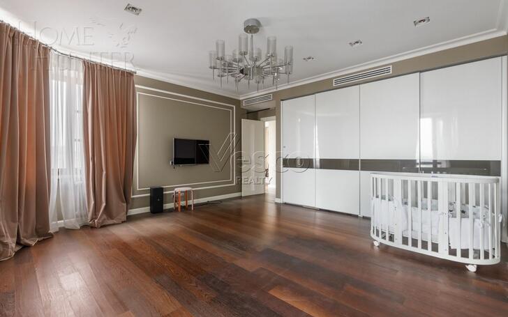 3-КОМН. КВАРТИРА С ОТДЕЛКОЙ 200 М² НА 11 ЭТАЖЕ