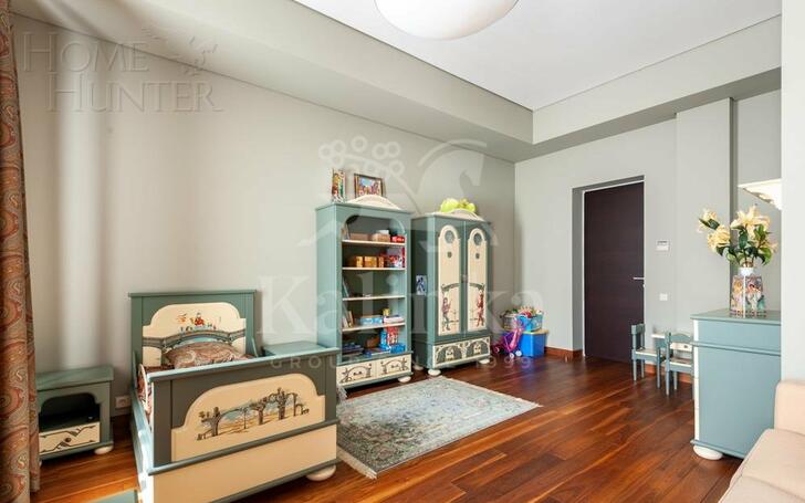 3-КОМН. КВАРТИРА С ОТДЕЛКОЙ 188.5 М² НА 3 ЭТАЖЕ