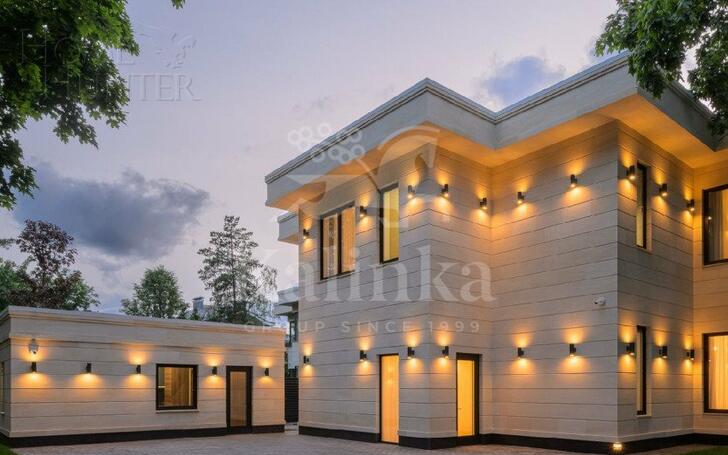 2-этажный коттедж 350 м² с отделкой