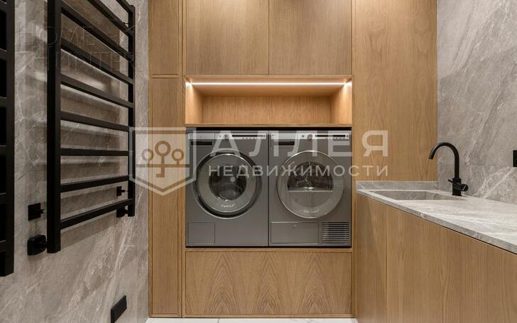 2-этажный коттедж 550 м² с отделкой