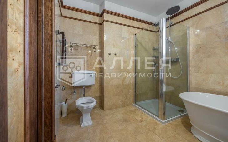 2-этажный коттедж 428 м² с отделкой