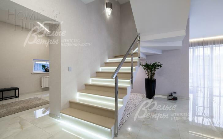 2-этажный коттедж 220 м² с отделкой